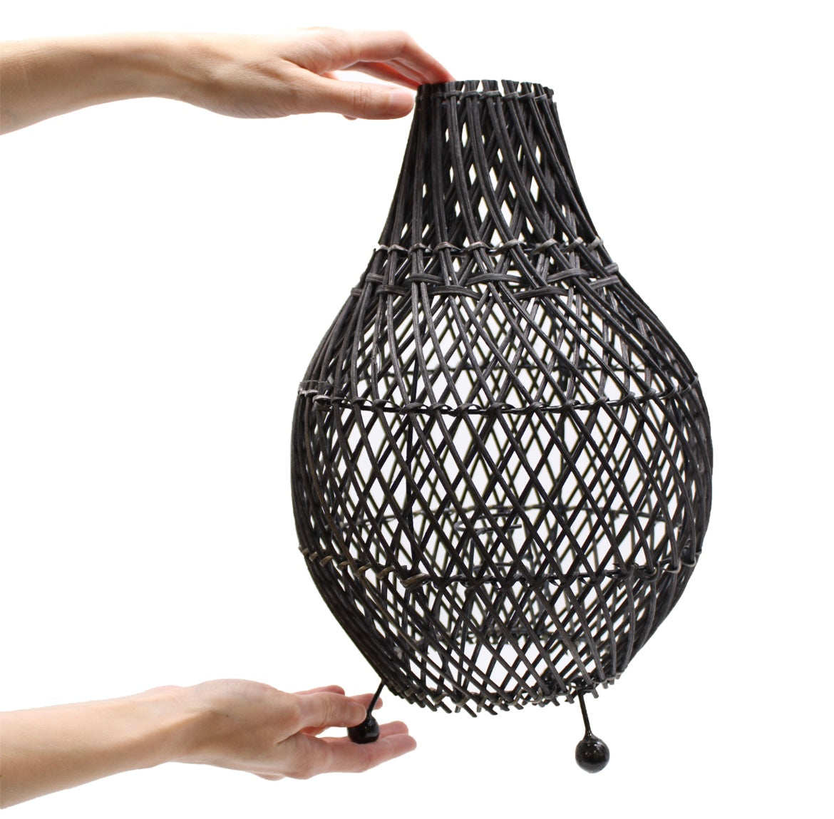 Lampe en Rotin Naturel – Lampe de Table Artisanale avec Motif Tressé